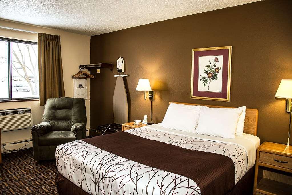 Americas Best Value Inn & Suites Детройт-Лейкс Номер фото