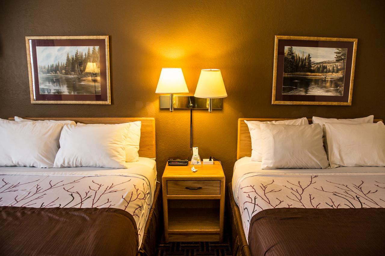 Americas Best Value Inn & Suites Детройт-Лейкс Экстерьер фото