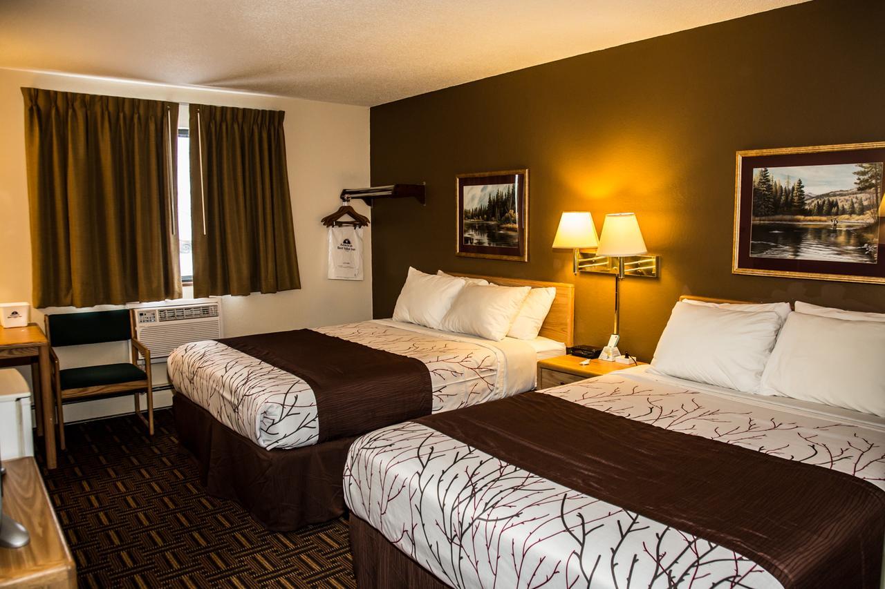 Americas Best Value Inn & Suites Детройт-Лейкс Экстерьер фото