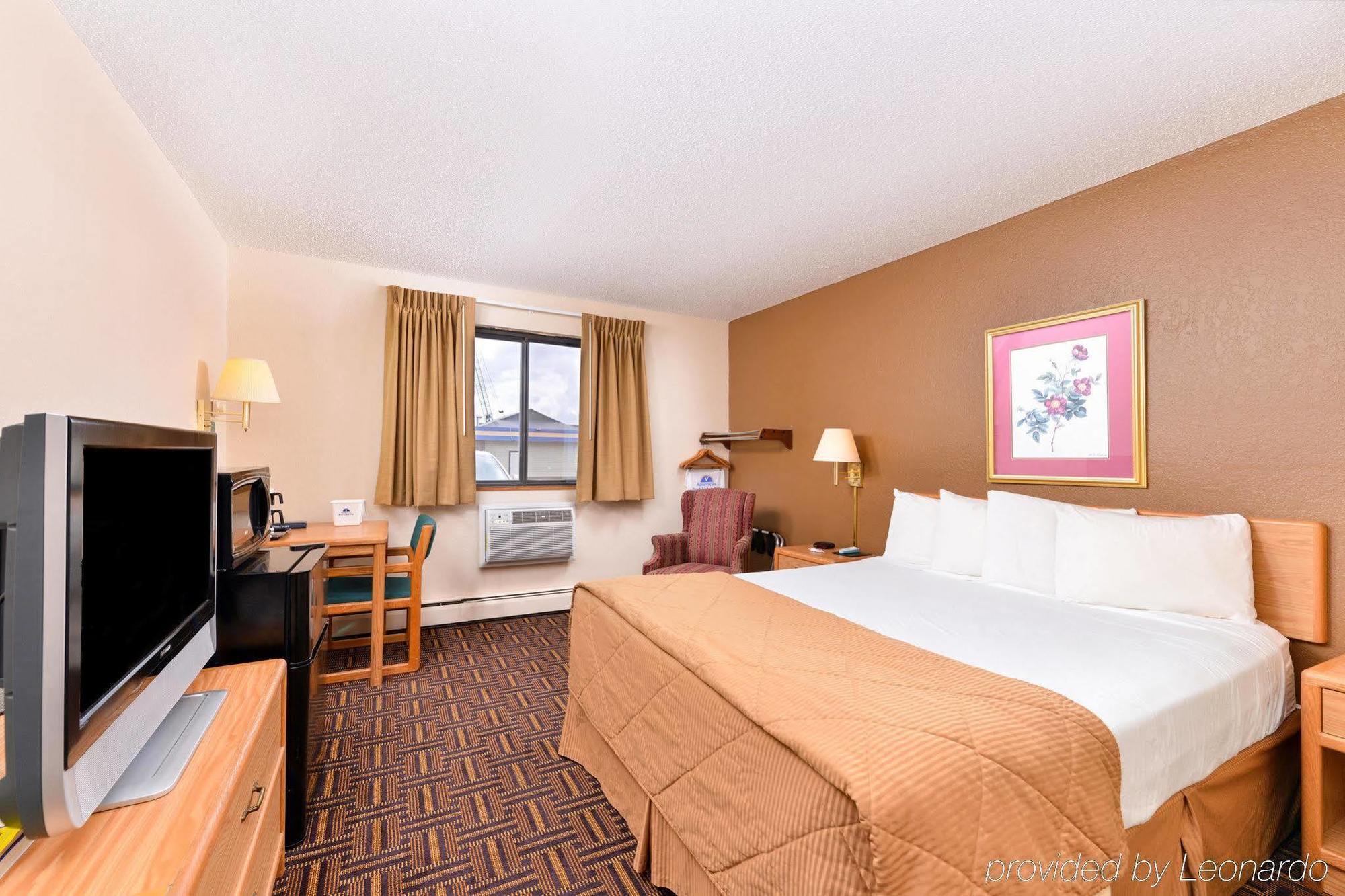 Americas Best Value Inn & Suites Детройт-Лейкс Экстерьер фото